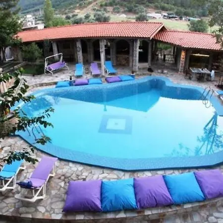 Atillas Getaway 호텔